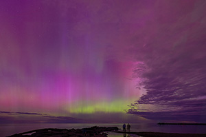 Aurora Borealis by Dick Bennett